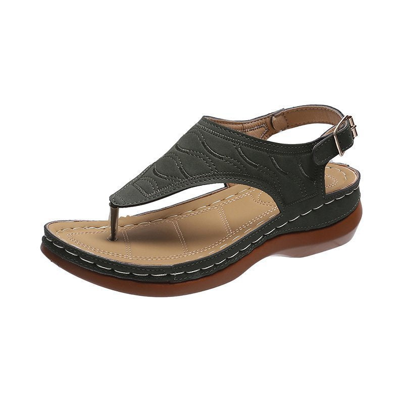 Women’s toe ring sandal with viscoelastic comfort footbed, adjustable heel strap and hand-stitched edge detail Mune Fashion