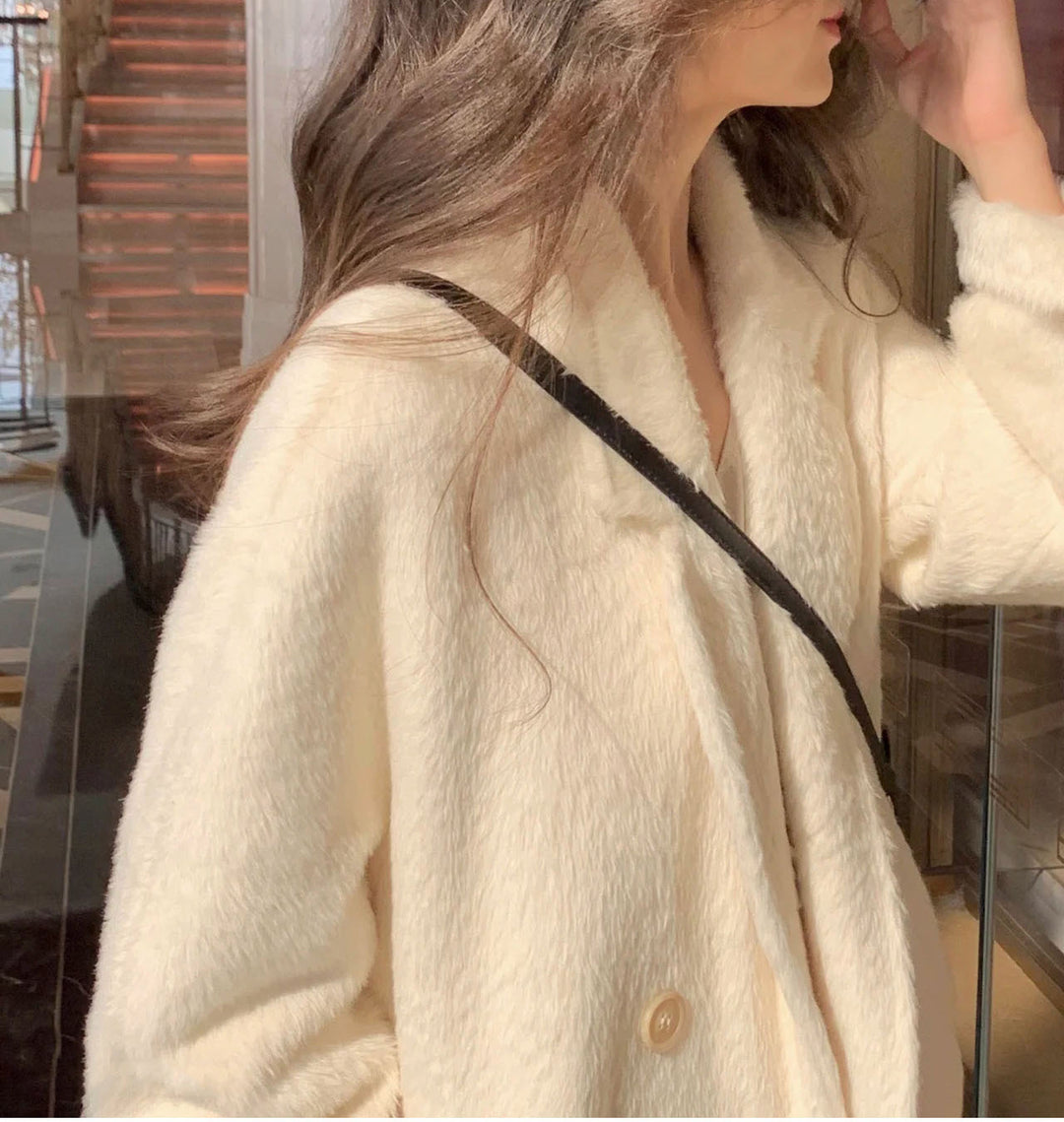 Women's stylish and elegant bouclé coat with double button placket Mune Fashion