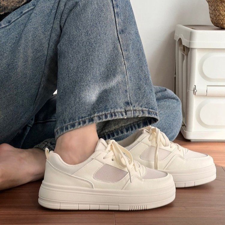 Women's sneakers with comfortable cushioning and breathable mesh structure Mune Fashion
