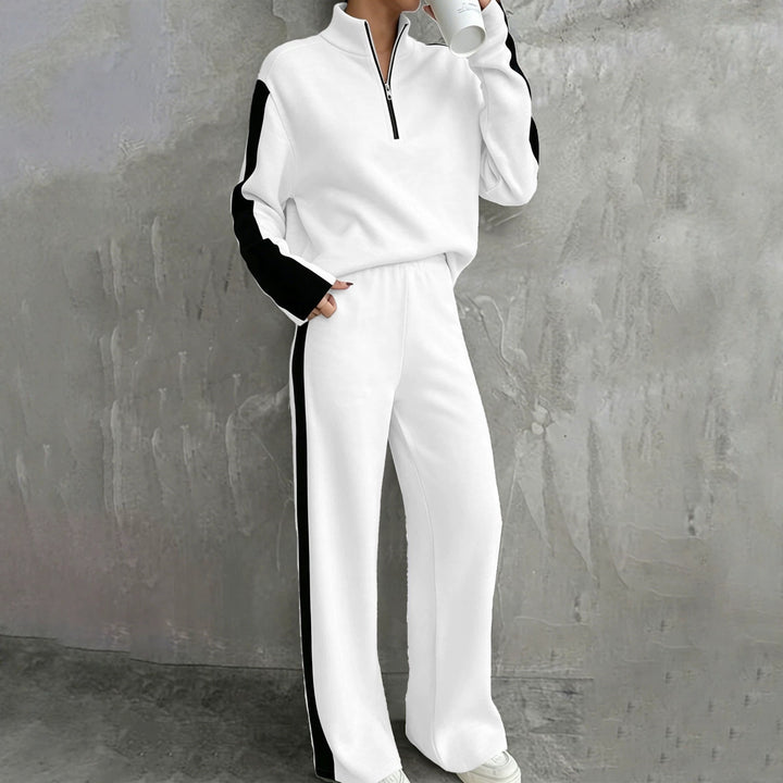 Women's casual tracksuit set with half zip, elastic waistband and side contrast stripes Mune Fashion