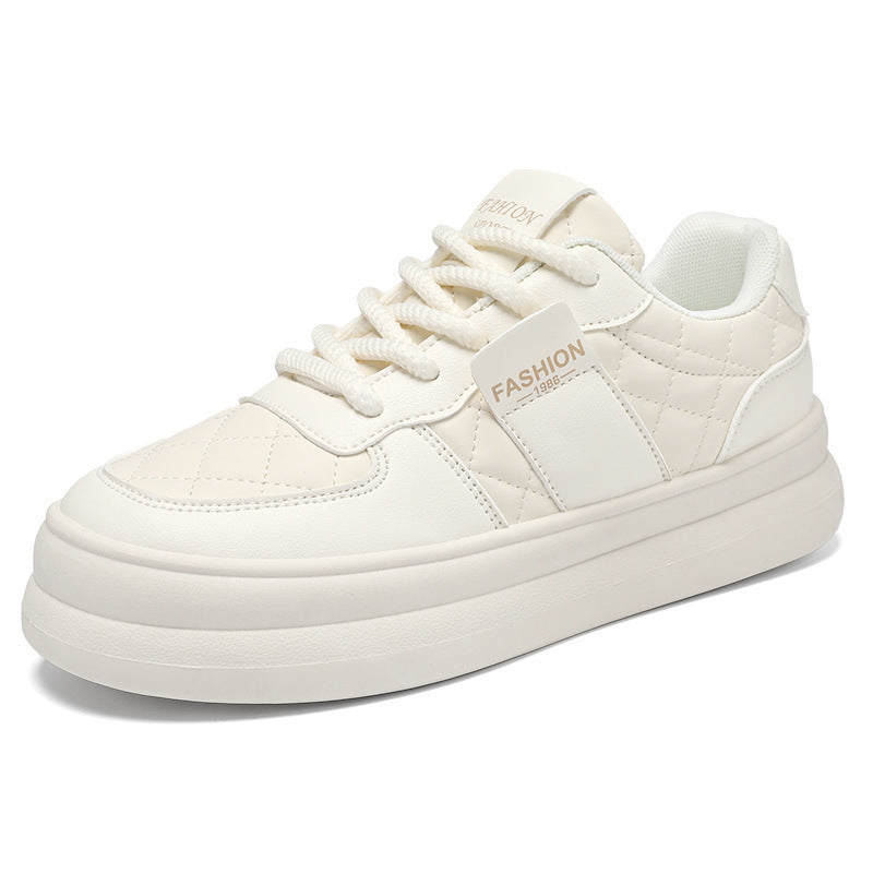Unisex quilted platform sneaker made of synthetic leather with padded shaft and cushioned lightweight sole Mune Fashion