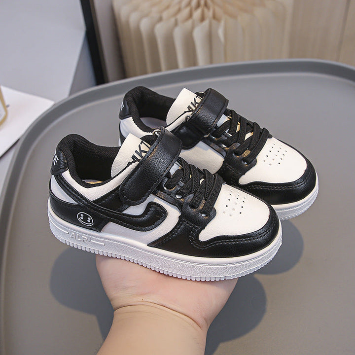 Women Comfortable Sneakers with practical Velcro closure Mune Fashion