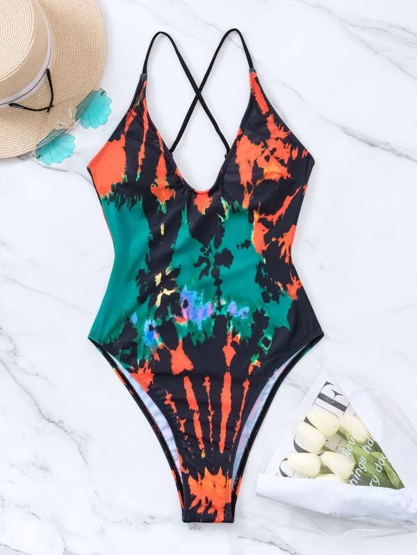 Women's one-piece swimsuit with flattering cut and exciting gradient Mune Fashion