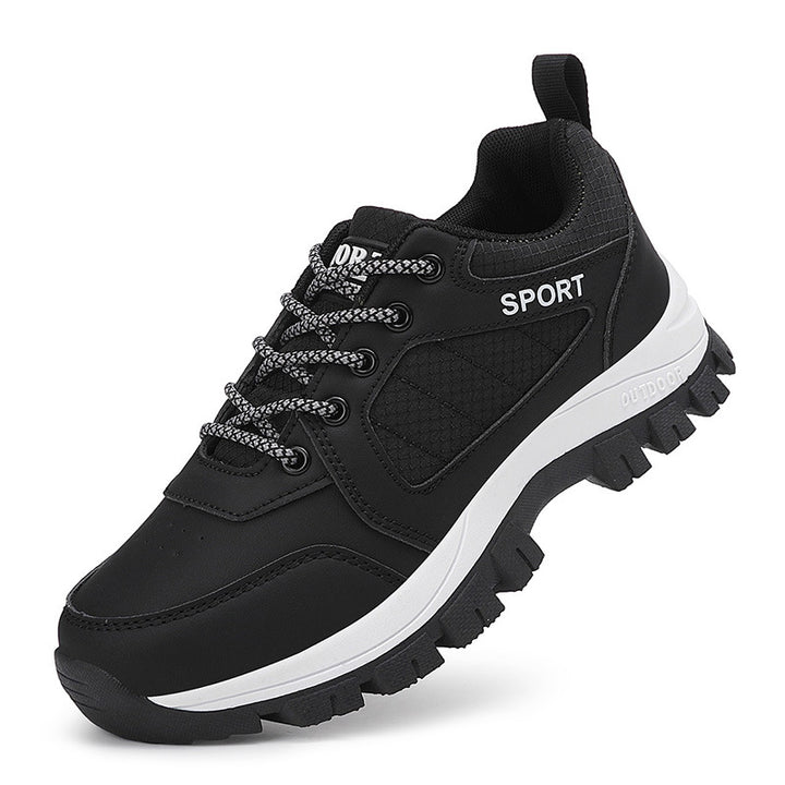 Men's robust laced casual sneakers with deep stud profile, padded shaft and practical pull tab Mune Fashion
