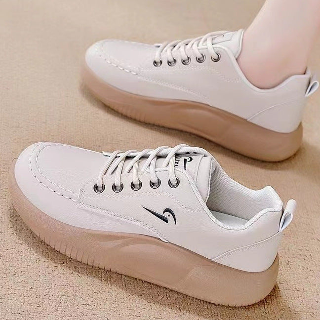 Women's Sporty Sneakers with Comfortable Rubber Sole and Classic Design Mune Fashion