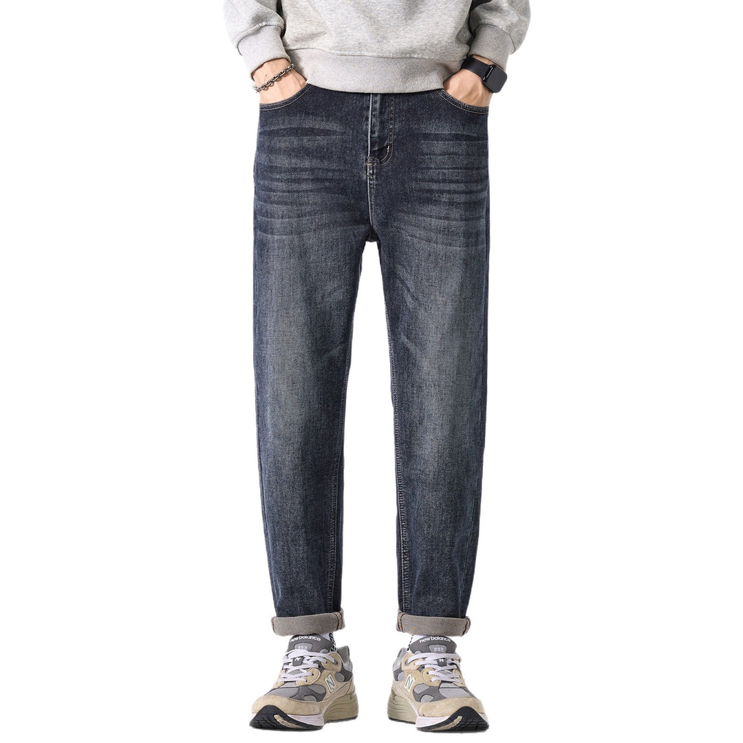 Men's Relaxed-Straight Denim Jeans with subtle used look and turned-up hem Mune Fashion