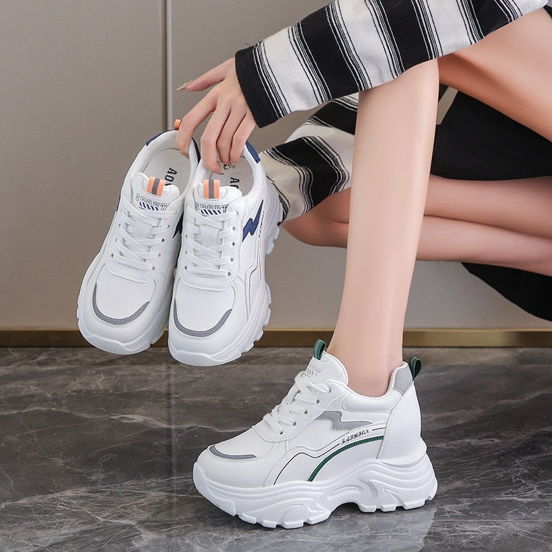 Women's Sporty Sneakers with Comfortable Cushioning System and Modern Design Mune Fashion