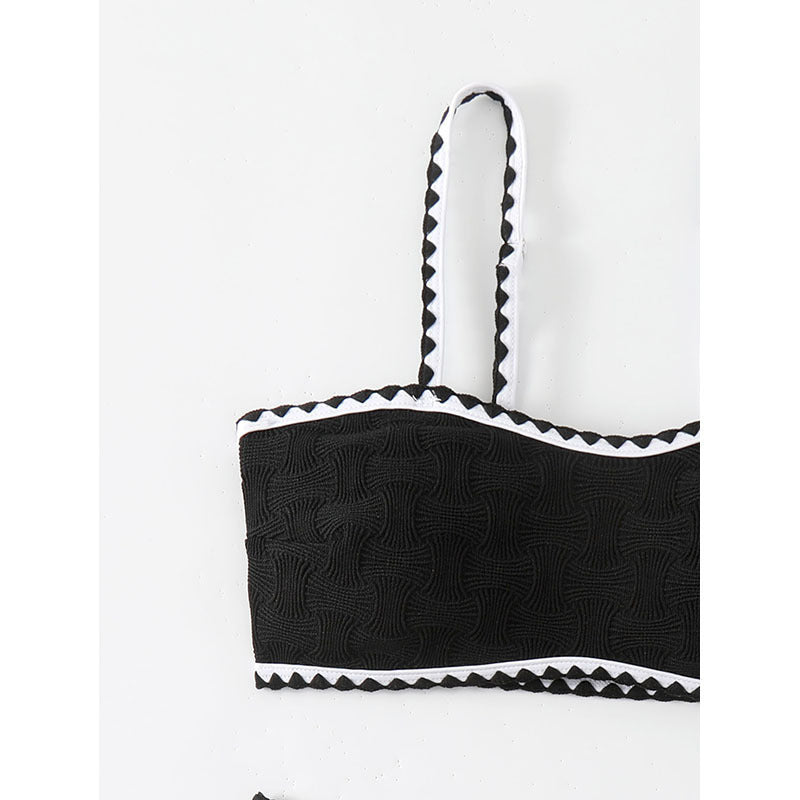 Women's Bandeau Bikini Set with Structure and Contrast Trimmings Mune Fashion