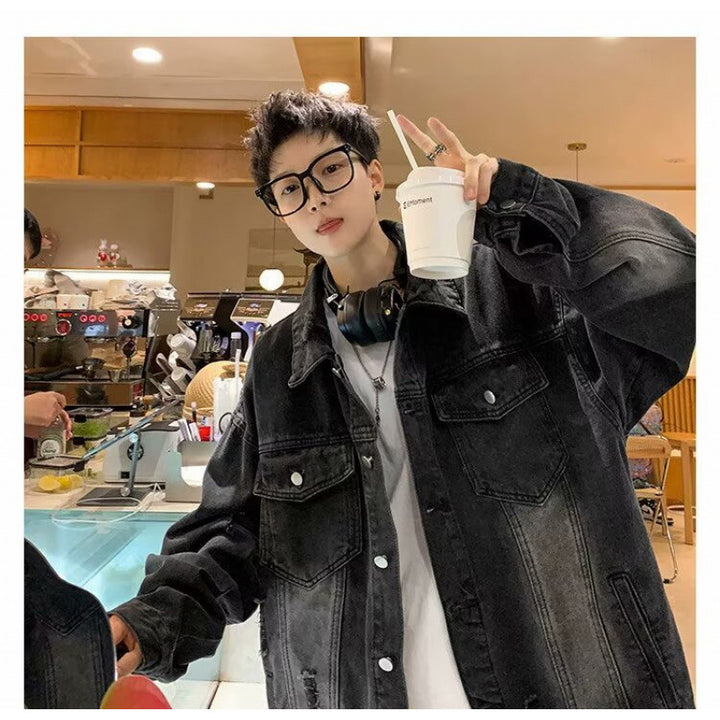 Men's Oversized Denim Jacket in Vintage Look with Distressed Details and Flap Pockets Mune Fashion