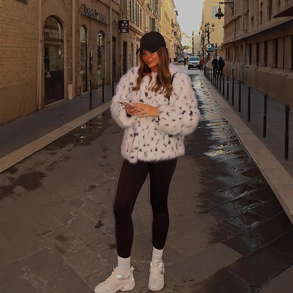 Ladies short-cut cozy faux fur blouson with Dalmatian look and concealed snap button placket Mune Fashion