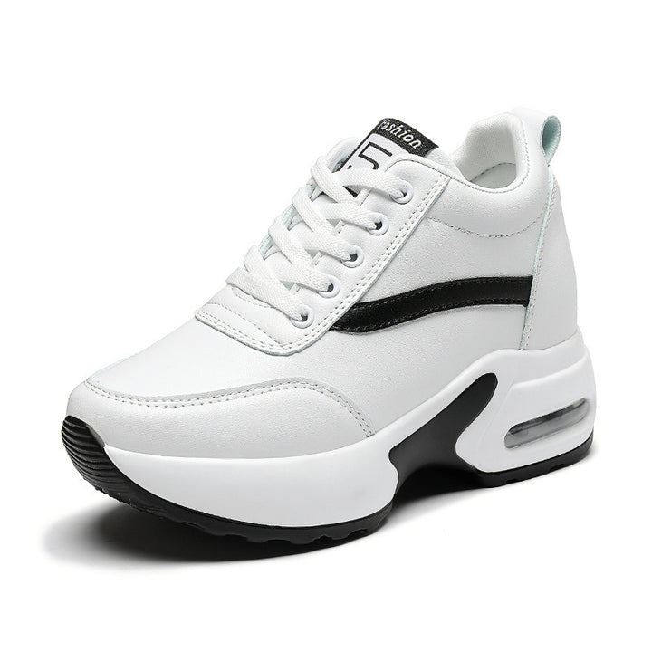 Women's urban platform sneaker with air-molded midsole and curved side application Mune Fashion