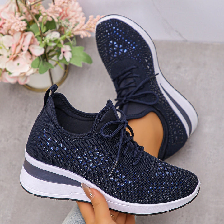 Women's wedge sneaker with breathable knit, padded sock shaft and lightweight platform Mune Fashion