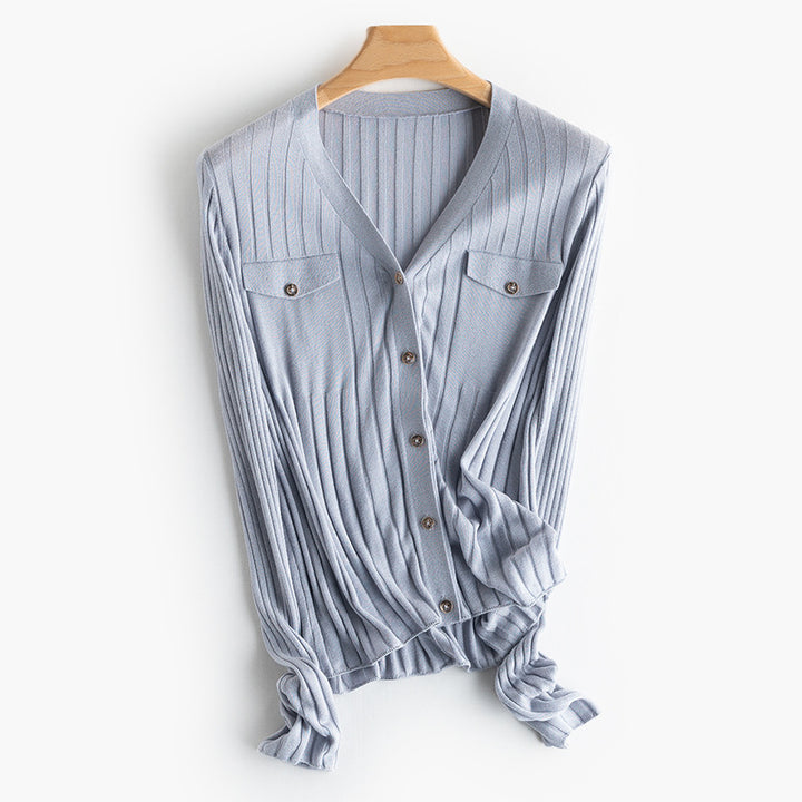 Women Fine Ribbed Button Cardigan with V-Neck and Chest Pockets Mune Fashion