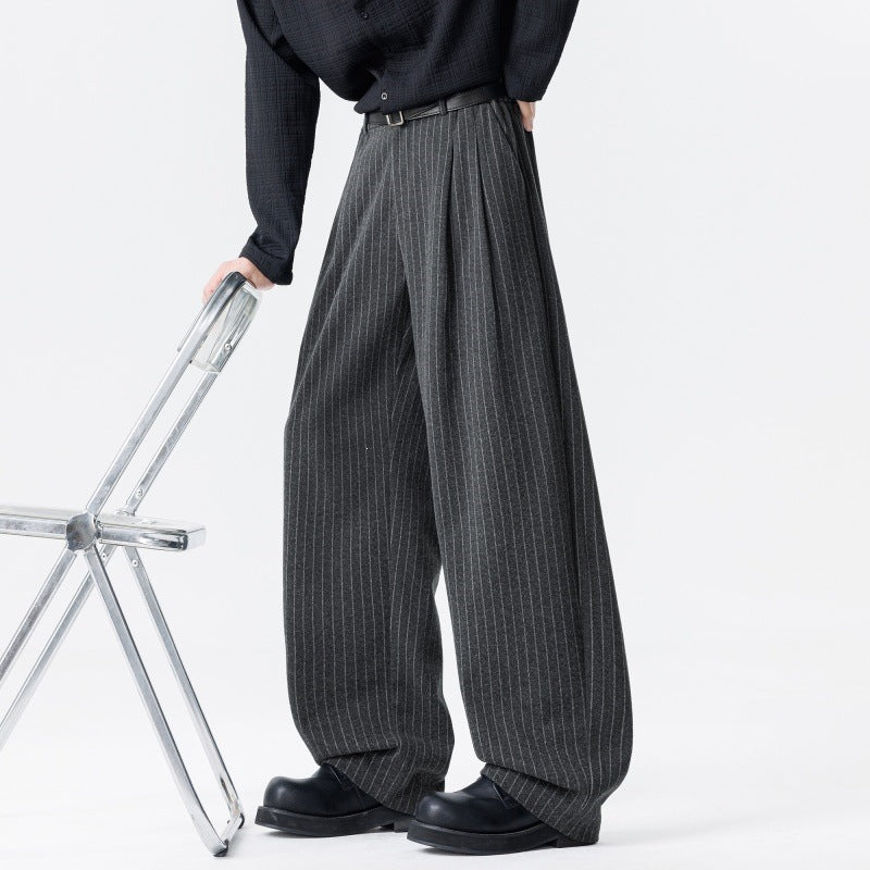Women Wide High-Waist Pleated Trousers made of Wool Blend with Elastic Waistband and Wide Leg Mune Fashion