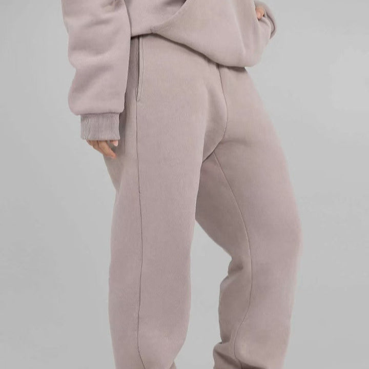 Women's oversized hoodie with kangaroo pocket and soft fleece lining Mune Fashion
