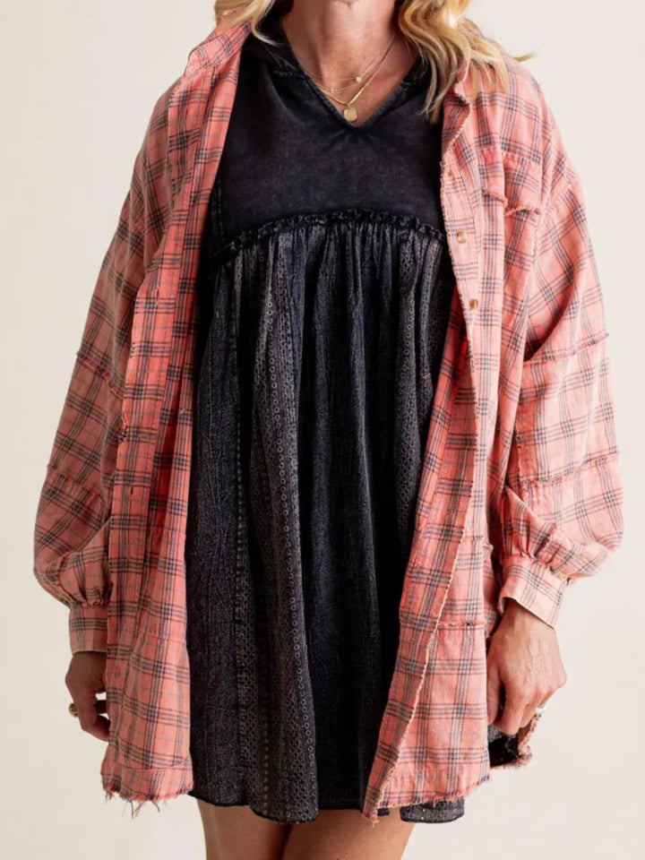 Women's oversized check shirt with fringe trim, chest pockets, and loose fit Mune Fashion