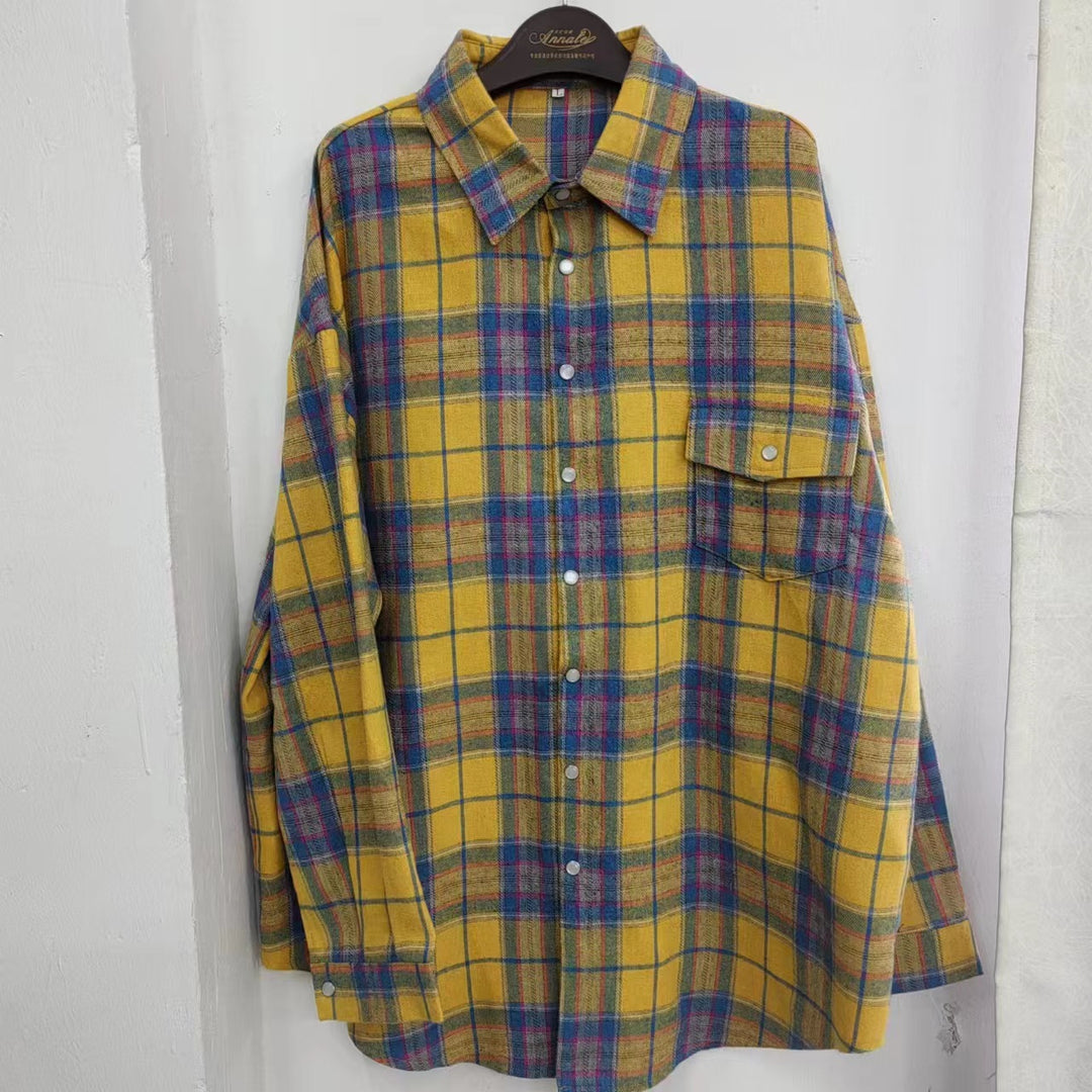 Women's Checkered Oversized Flannel Shirt Blouse with Snap Button Placket and Shirt Collar Mune Fashion