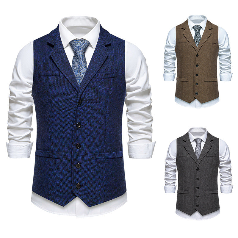 Men's tailored herringbone vest with lapel collar and classic button placket Mune Fashion