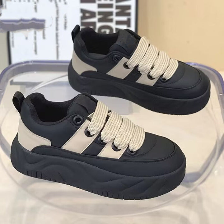 Women's Platform Sneakers with Thick Rubber Style and Contrasting Details Mune Fashion