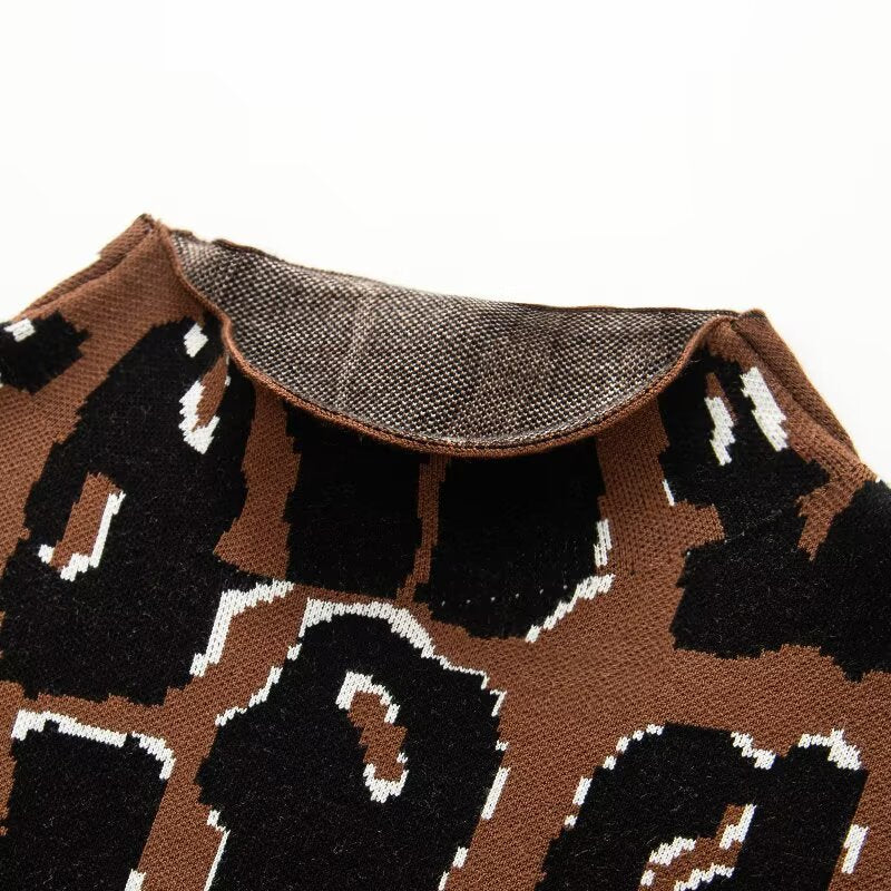 Women Oversize Knit Sweater with Stand-Up Collar and Jacquard Leopard Pattern Mune Fashion
