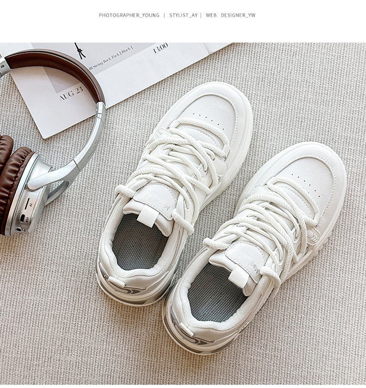Ladies sporty sneakers with cushioning elements and robust sole Mune Fashion