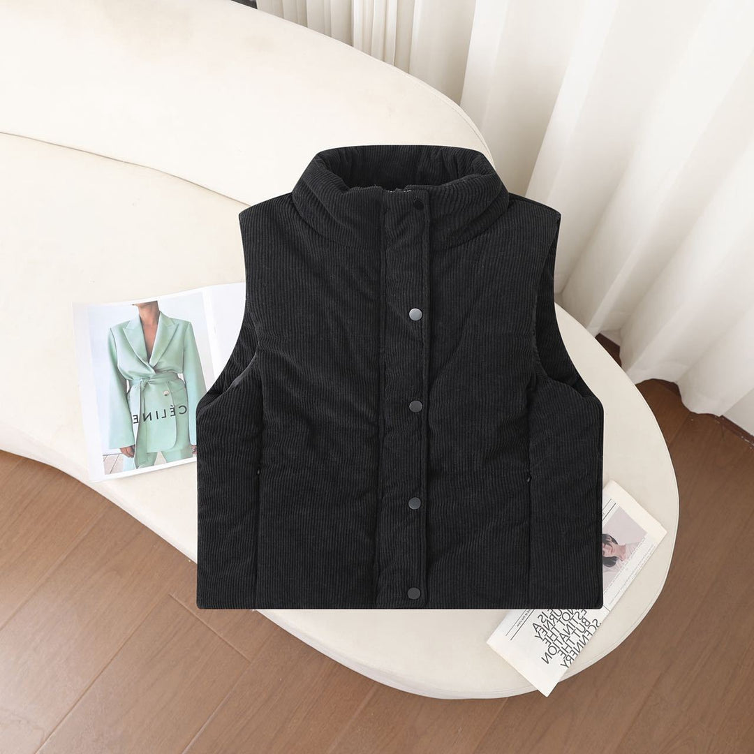 Ladies nan short corduroy look insulation vest with high stand-up collar and snap button placket Mune Fashion