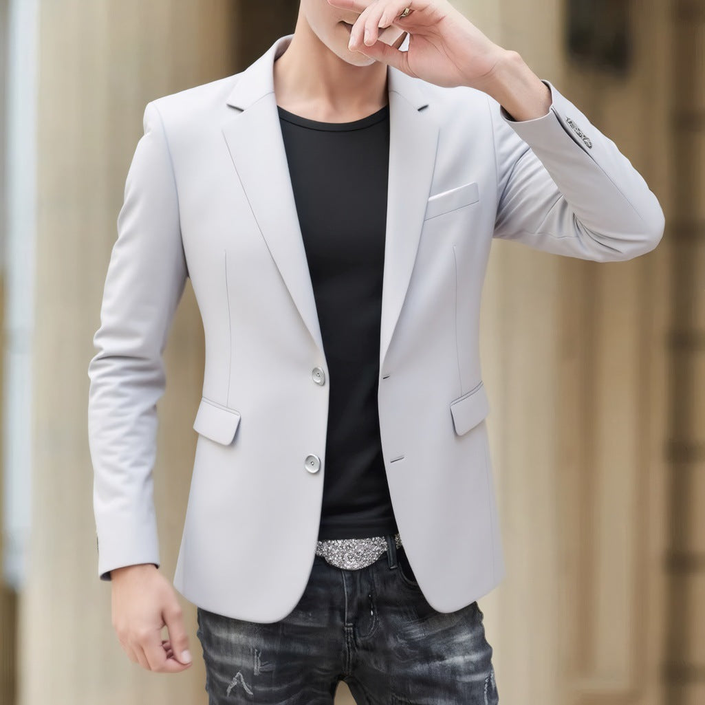 Men's blazer with tailored fit, lightweight stretch quality, and classic button closure Mune Fashion