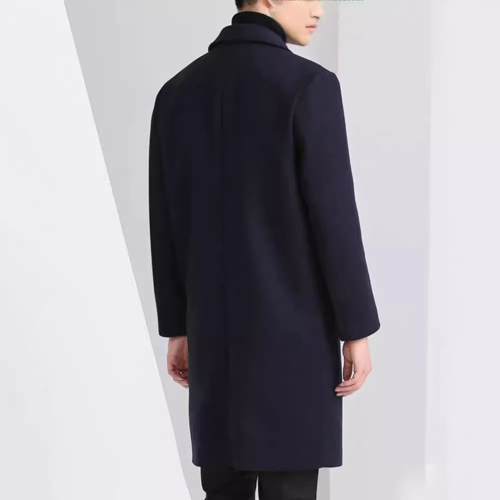Men's Elegant Wool Coat with Classic Cut and Practical Pockets Mune