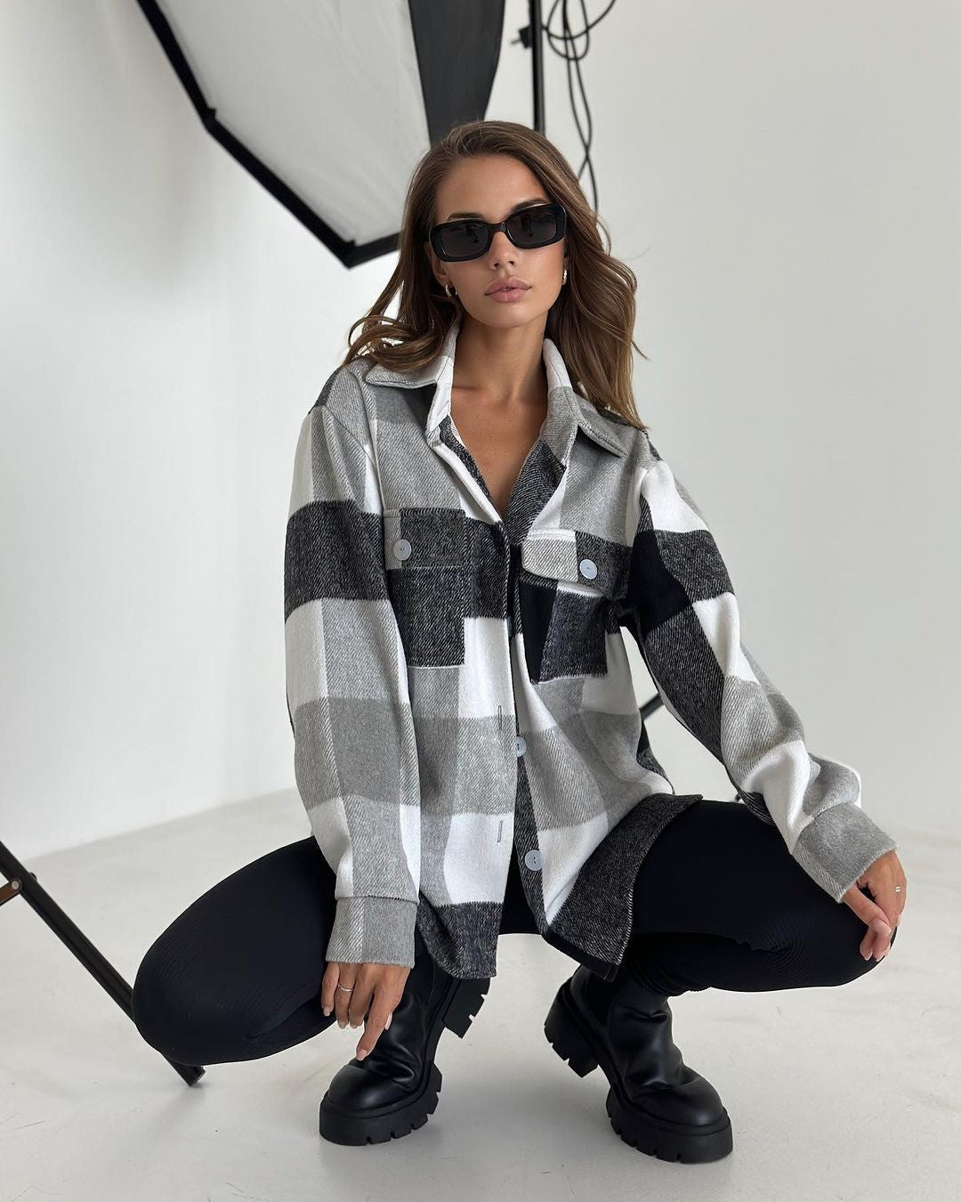 Women's Checked Overshirt in Shacket Style with Hem Pockets and Button Closure Mune Fashion