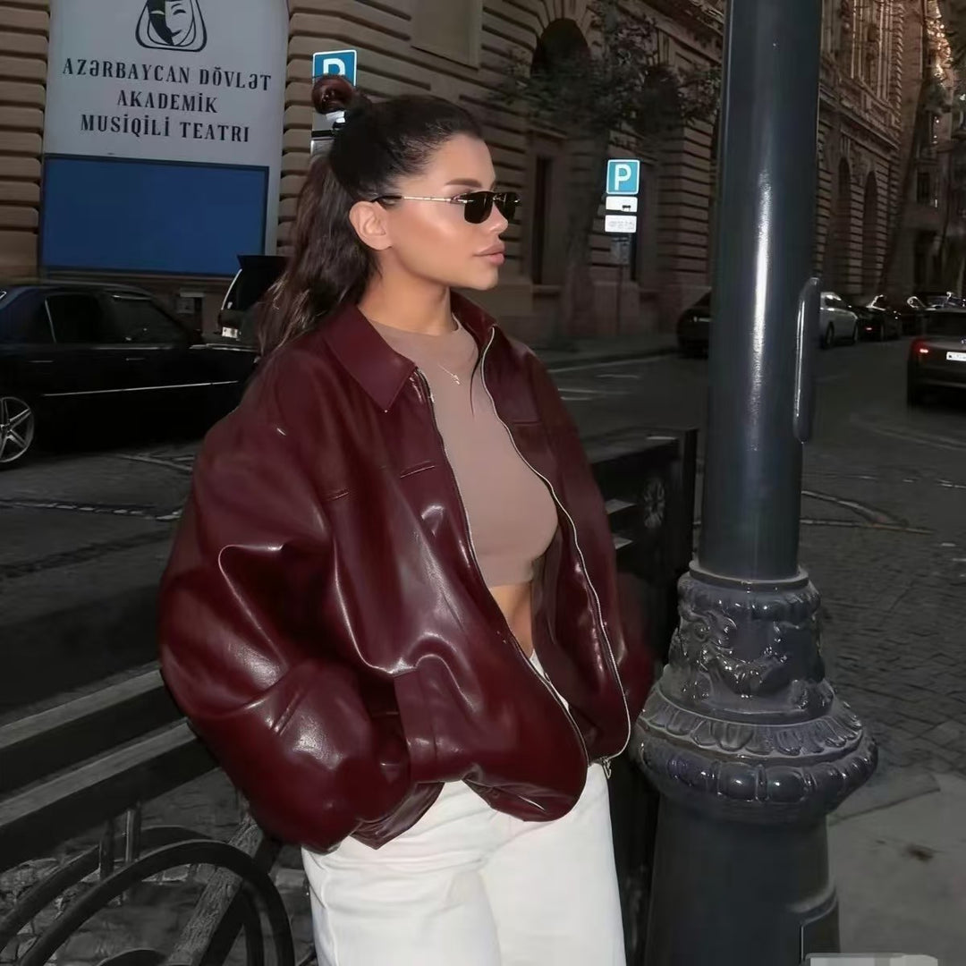 Women's oversized leather jacket in bomber style with shirt collar, continuous zipper and casual silhouette Mune Fashion