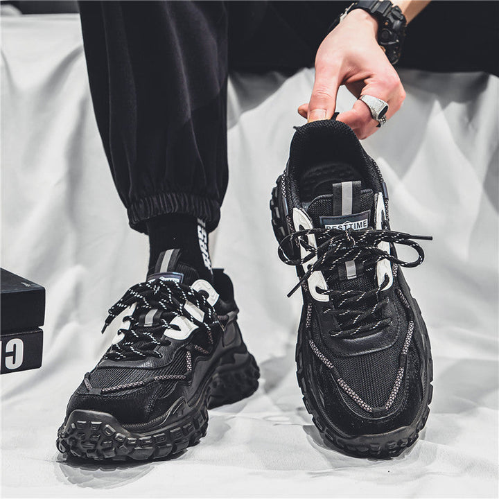 Women's sporty sneakers with cushioning comfort and durable upper material Mune Fashion