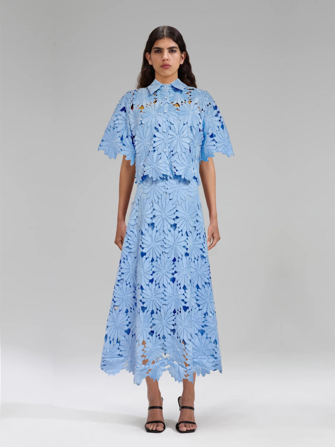 Ladies two-piece crochet lace set with shirt collar, short sleeves, and flared midi skirt Mune Fashion
