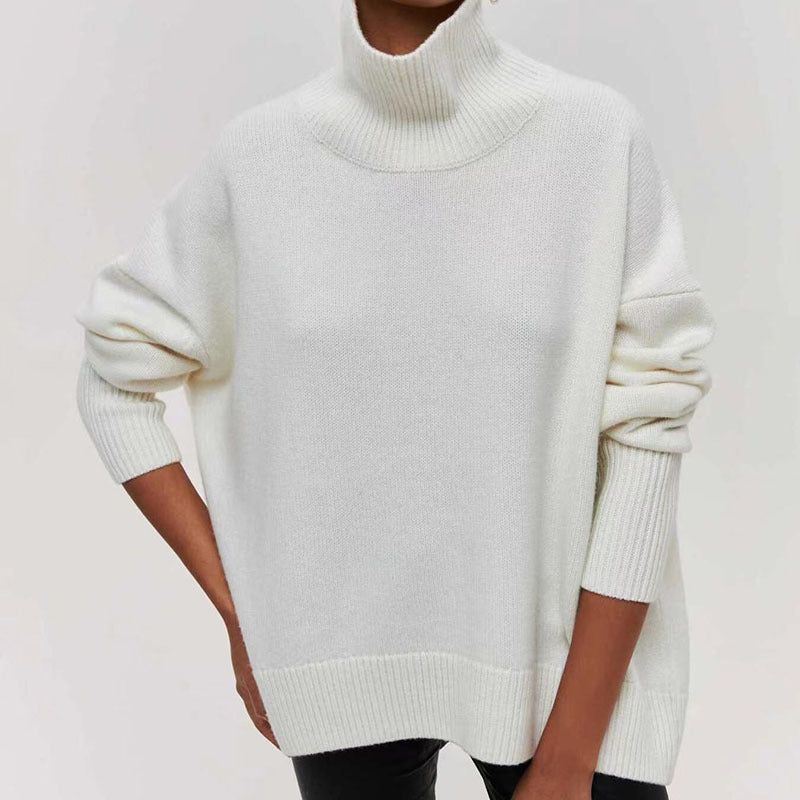 Women's Cozy Turtleneck Sweater with Oversized Cut and Textured Material Mune