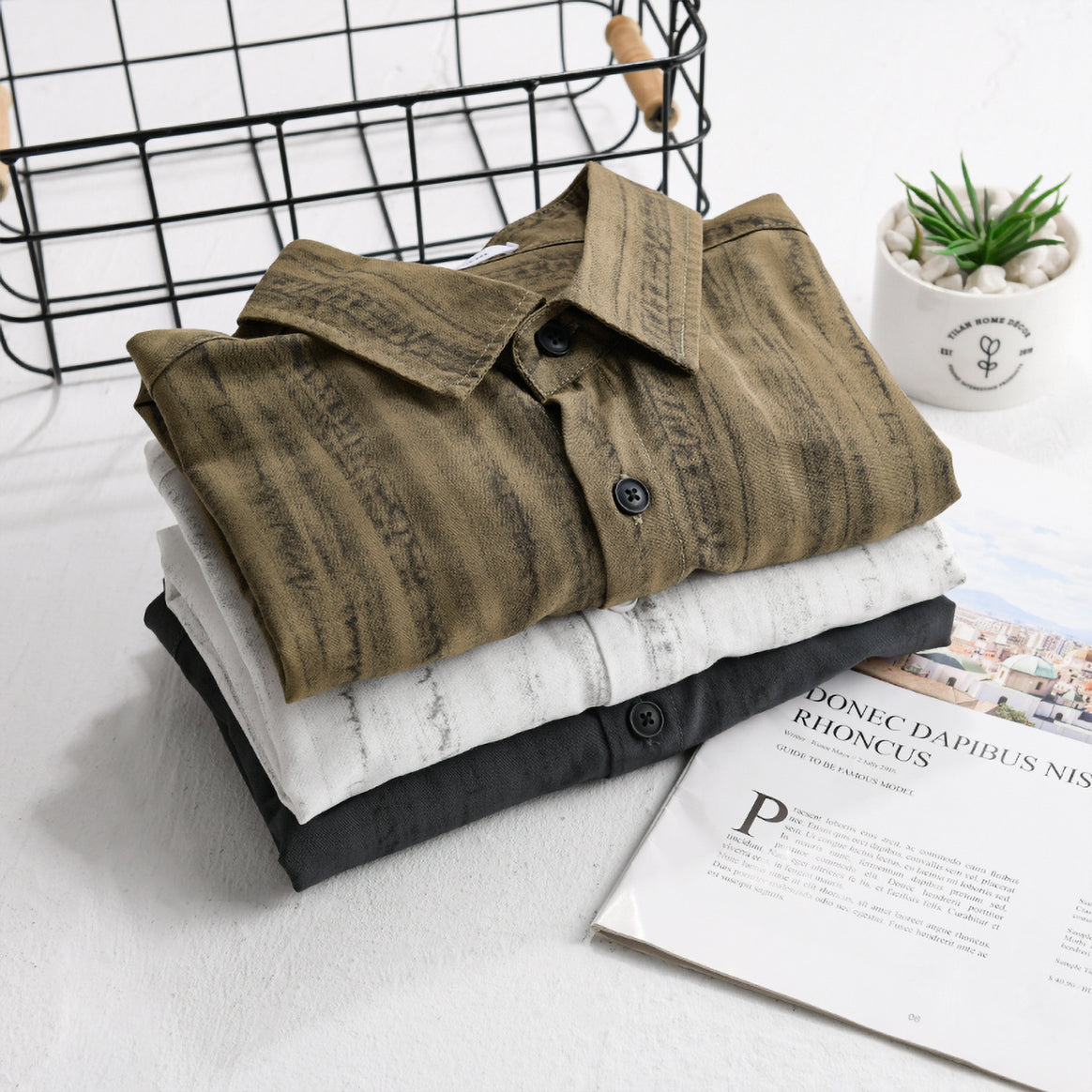 Men's Lightweight Layering Shirt made of Cotton Blend with Chest Pocket and Subtle Stripe Relief Mune Fashion