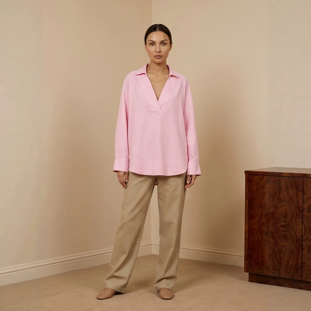 Women's loose-fitting tunic blouse with V-neck, shirt collar, and extended back hem Mune Fashion