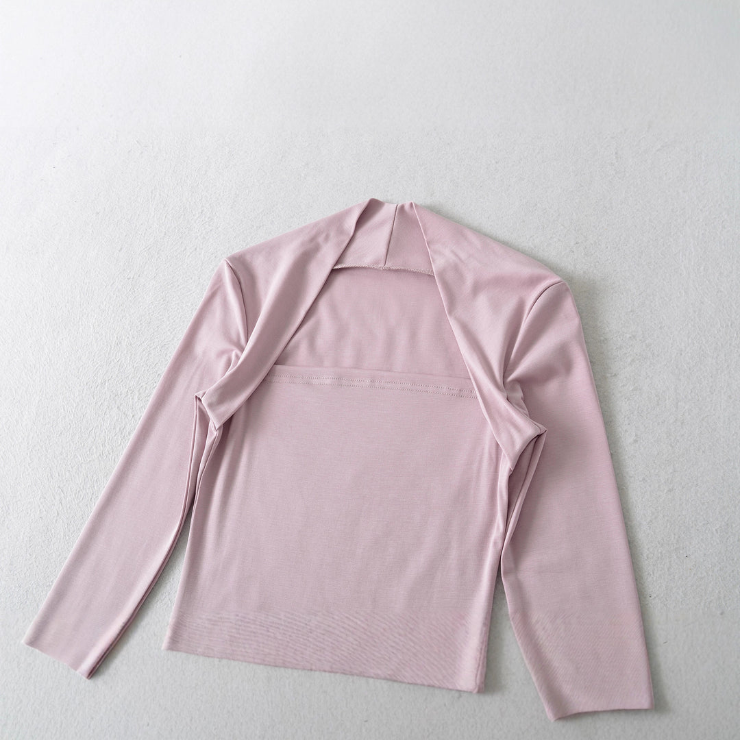 Women's fitted long-sleeve top with wide shawl collar and trumpet sleeves Mune Fashion