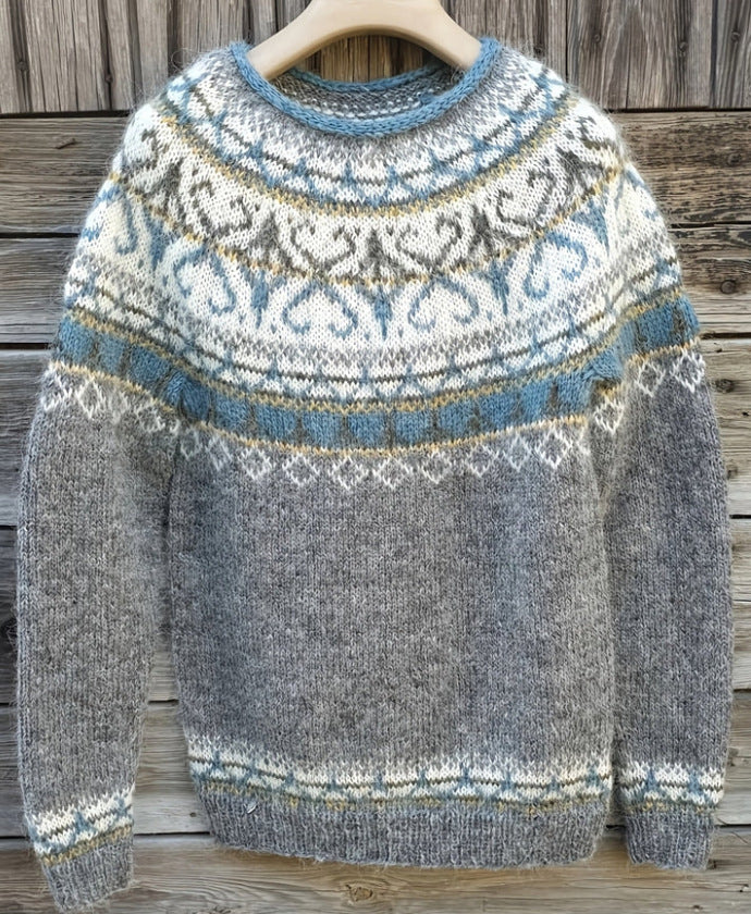 Women's Norwegian sweater made of wool blend with round neck and traditional Fair Isle yoke Mune Fashion