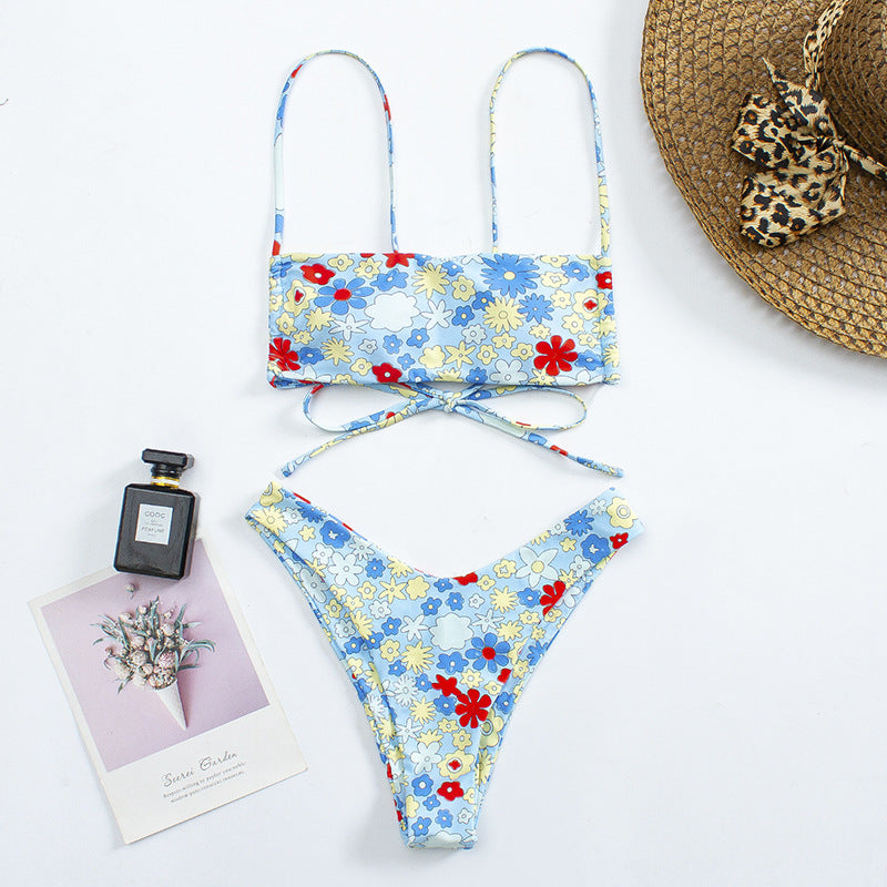Women's Floral Pattern Bikini Set with Elegant Cut Mune Fashion