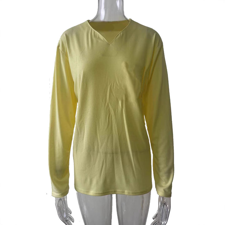 Women nan legeres Long-sleeve shirt with V-notch neckline, chest pocket, and relaxed oversized fit Mune Fashion