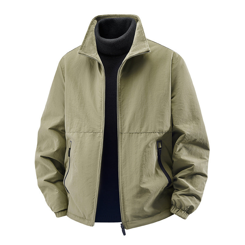 Men's  minimalist stand-collar travel jacket with sealed zip pockets and elastic cuffs Mune Fashion