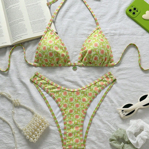 Women's Triangle Bikini with Fresh Floral Print and Adjustable Straps Mune Fashion