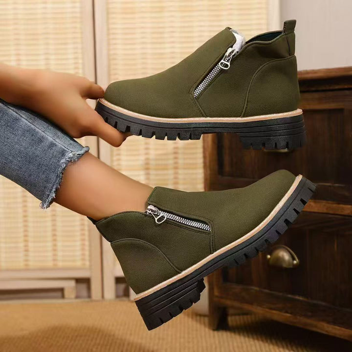 Women's Warm Chelsea-Inspired Ankle Boot with Side Zipper and Chunky Sole Mune Fashion