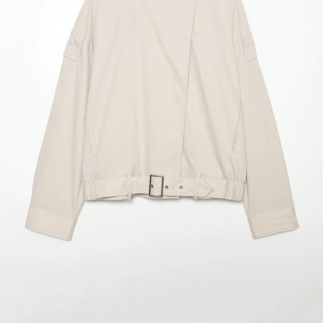 Ladies short cut trench-inspired jacket with high stand-up collar and waist belt Mune Fashion