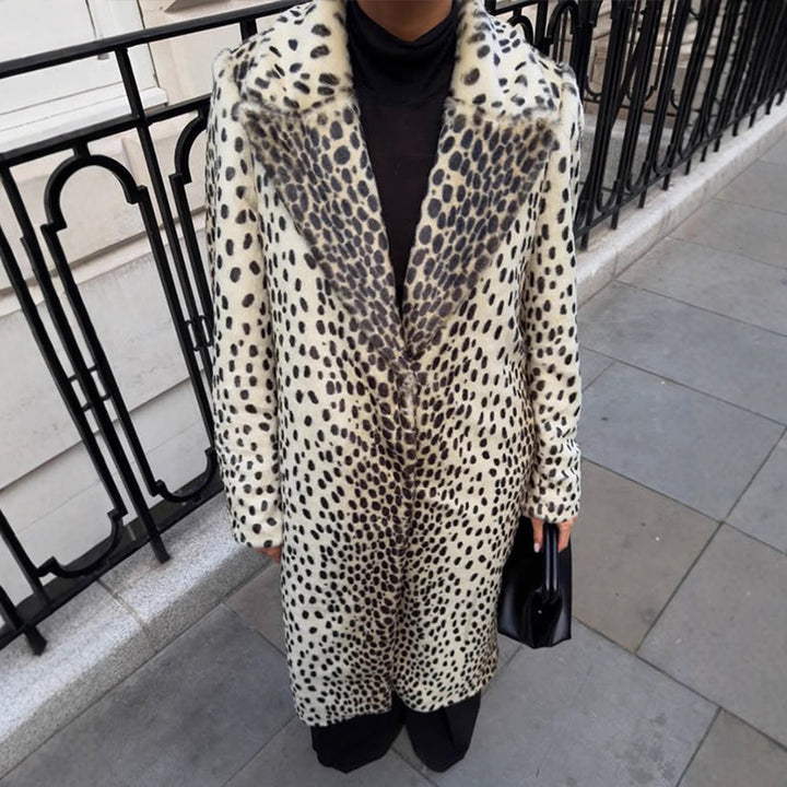 Women Mid-length Faux Fur Coat with Distinctive Spot Pattern and Lapel Collar Mune Fashion