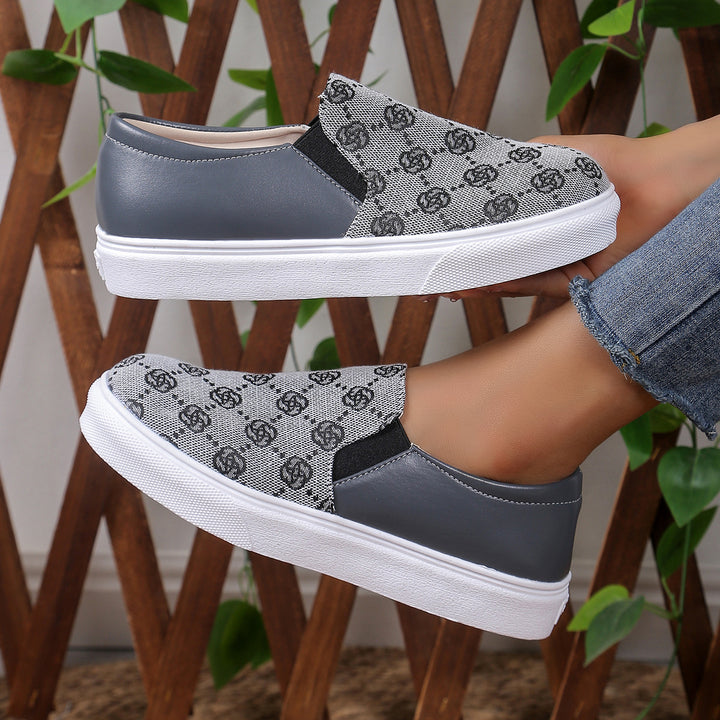 Women Slip-On Platform Sneaker with Glitter Front, Padded Heel Area and White Profile Sole Mune Fashion
