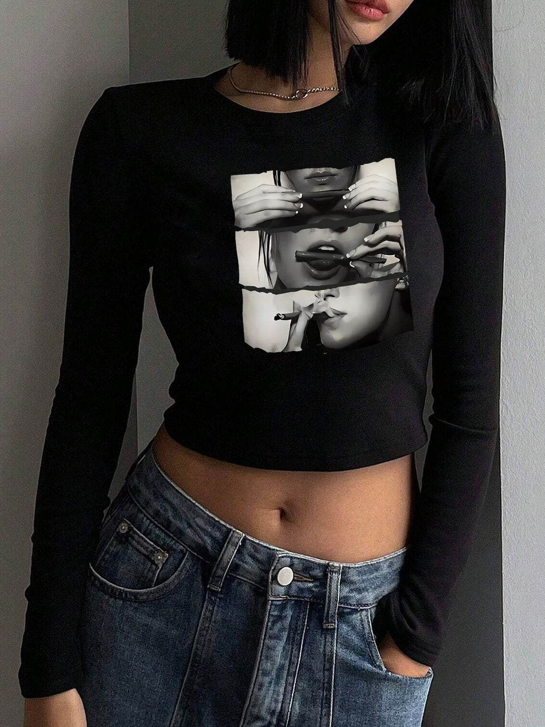 Women's figure-hugging long-sleeved cropped shirt with photorealistic lip collage and slim fit Mune Fashion