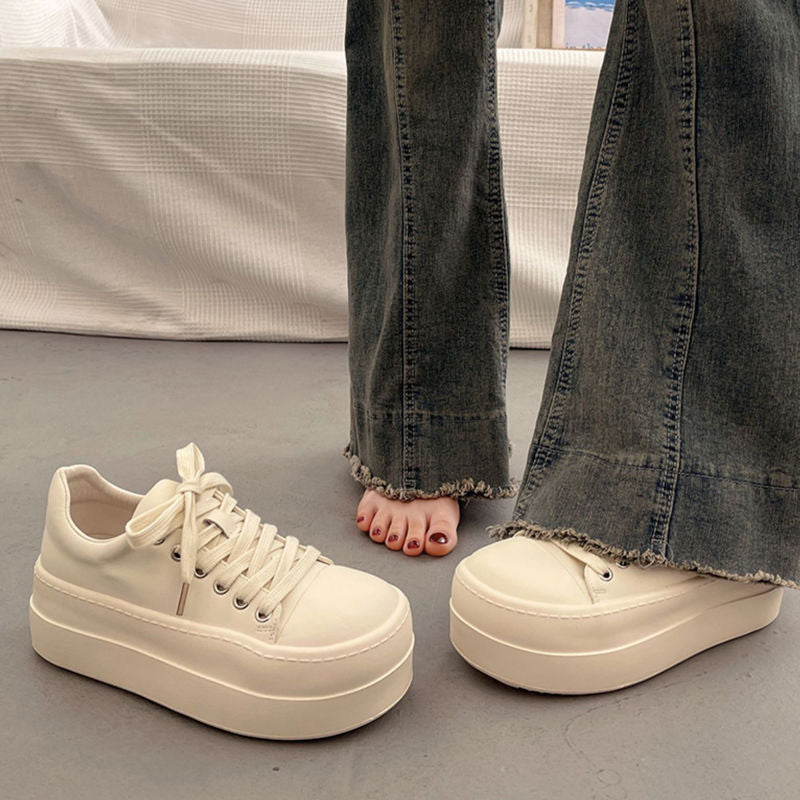 Women’s Platform Sneaker with Comfortable Cushioning and Stylish Design Mune Fashion