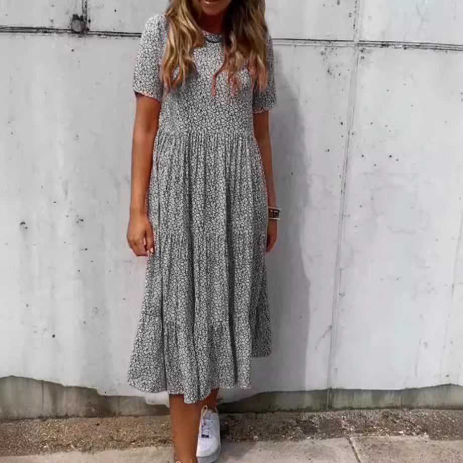 Women's light midi dress with gathered waist, short sleeves, and multilayered tiered skirt Mune Fashion