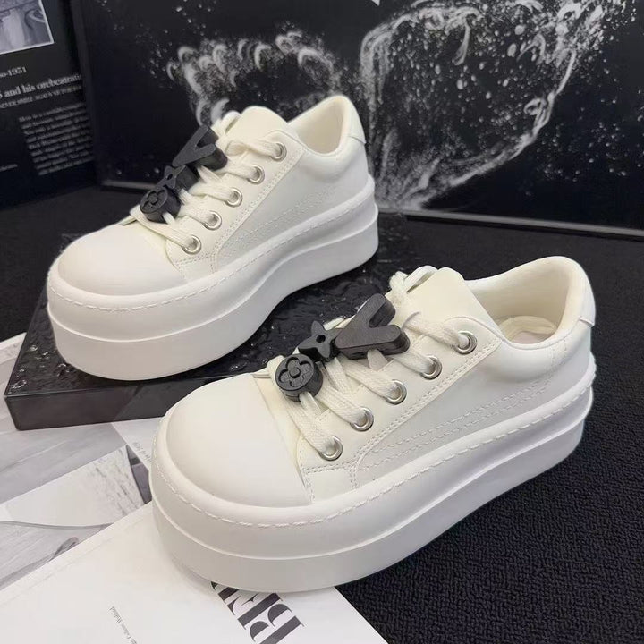 Women’s Platform Sneaker with Trendy Design and Elastic Laces Mune Fashion