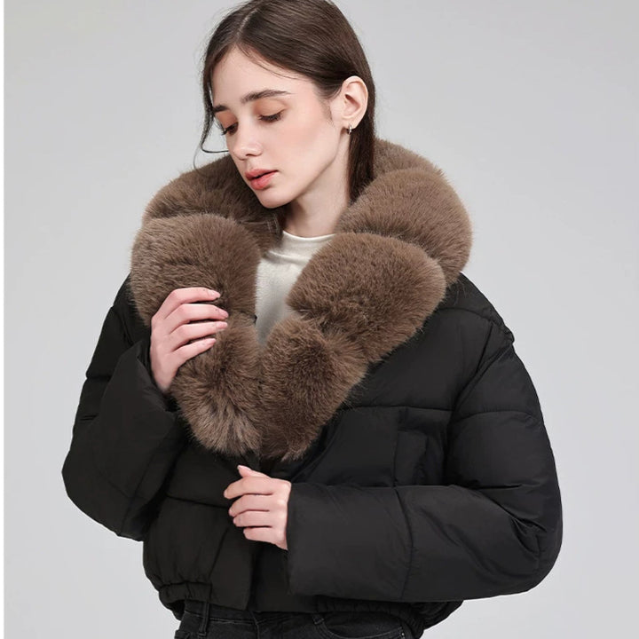 Women's Short Quilted Puffer Bomber Jacket with Extra Wide Faux Fur Collar Mune Fashion